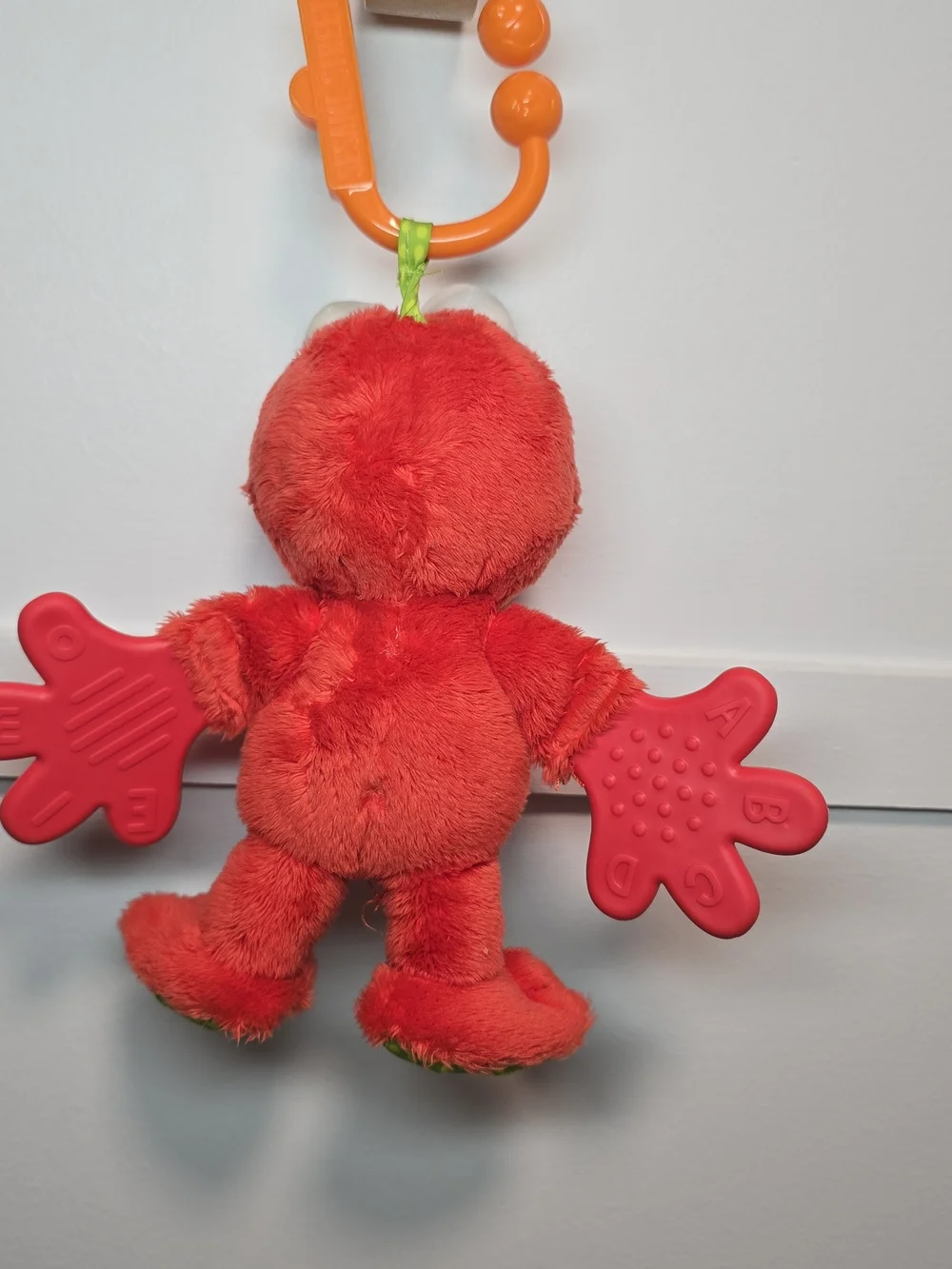Plush Red Elmo Clip-On Teether Toy - Soft Infant Toy